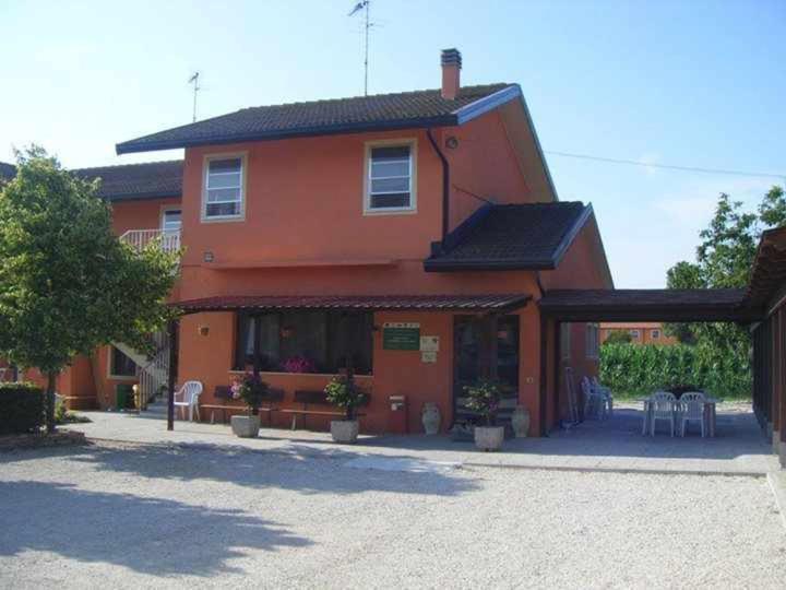 Agriturismo La Fraterna Tolle Exterior foto